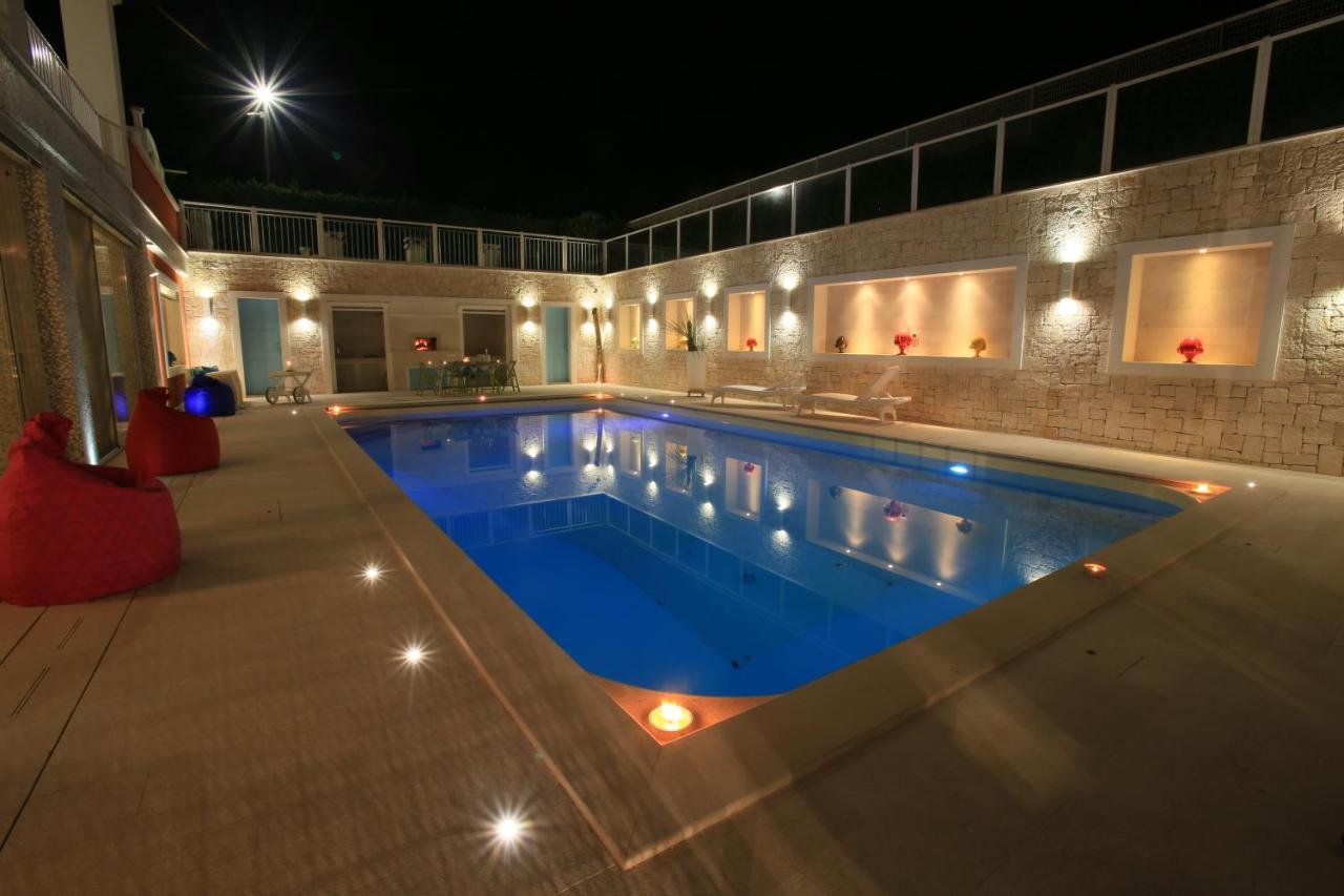 Villa Caraitria มาร์ตินาฟรังกา ภายนอก รูปภาพ