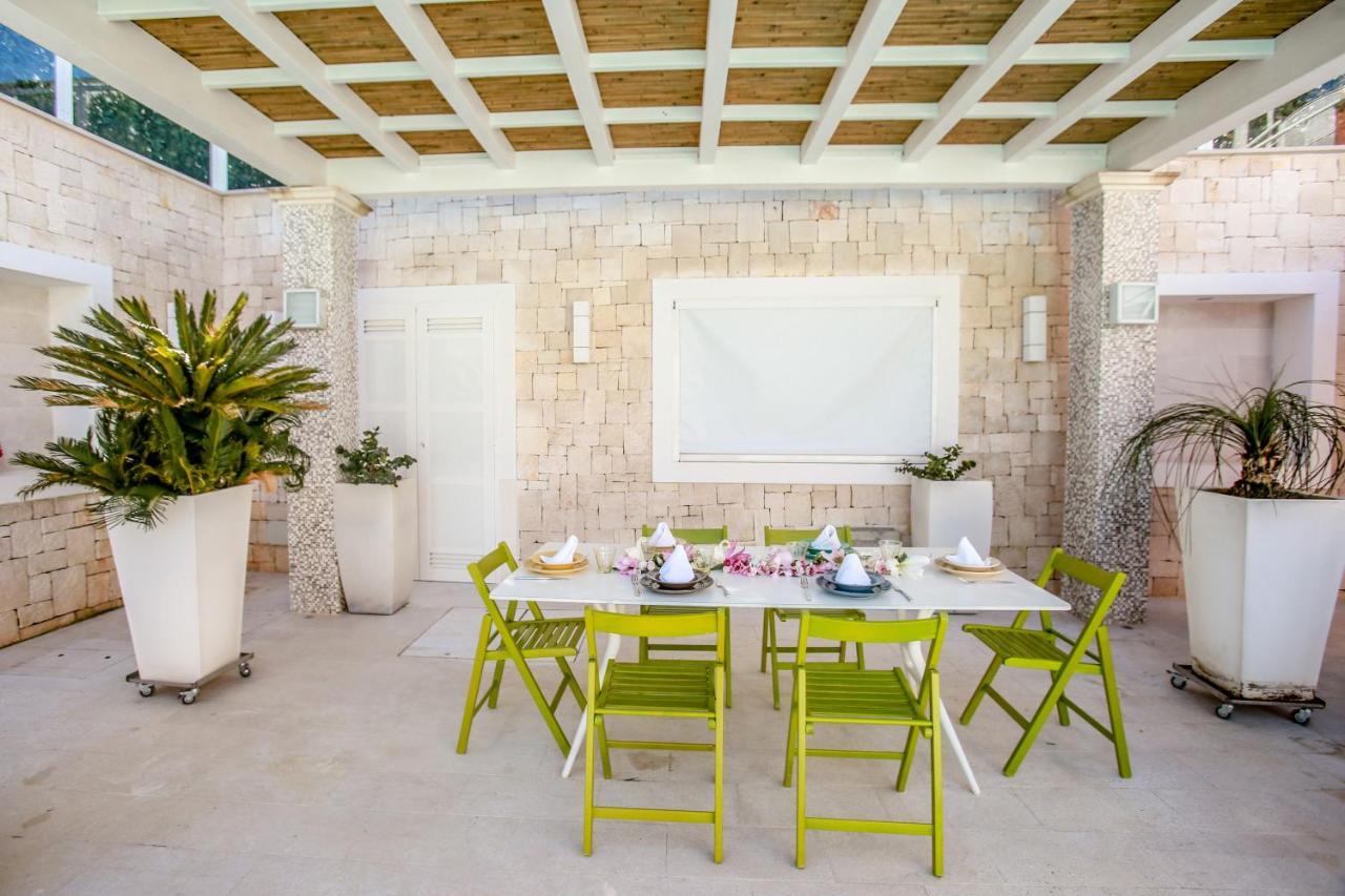 Villa Caraitria มาร์ตินาฟรังกา ภายนอก รูปภาพ